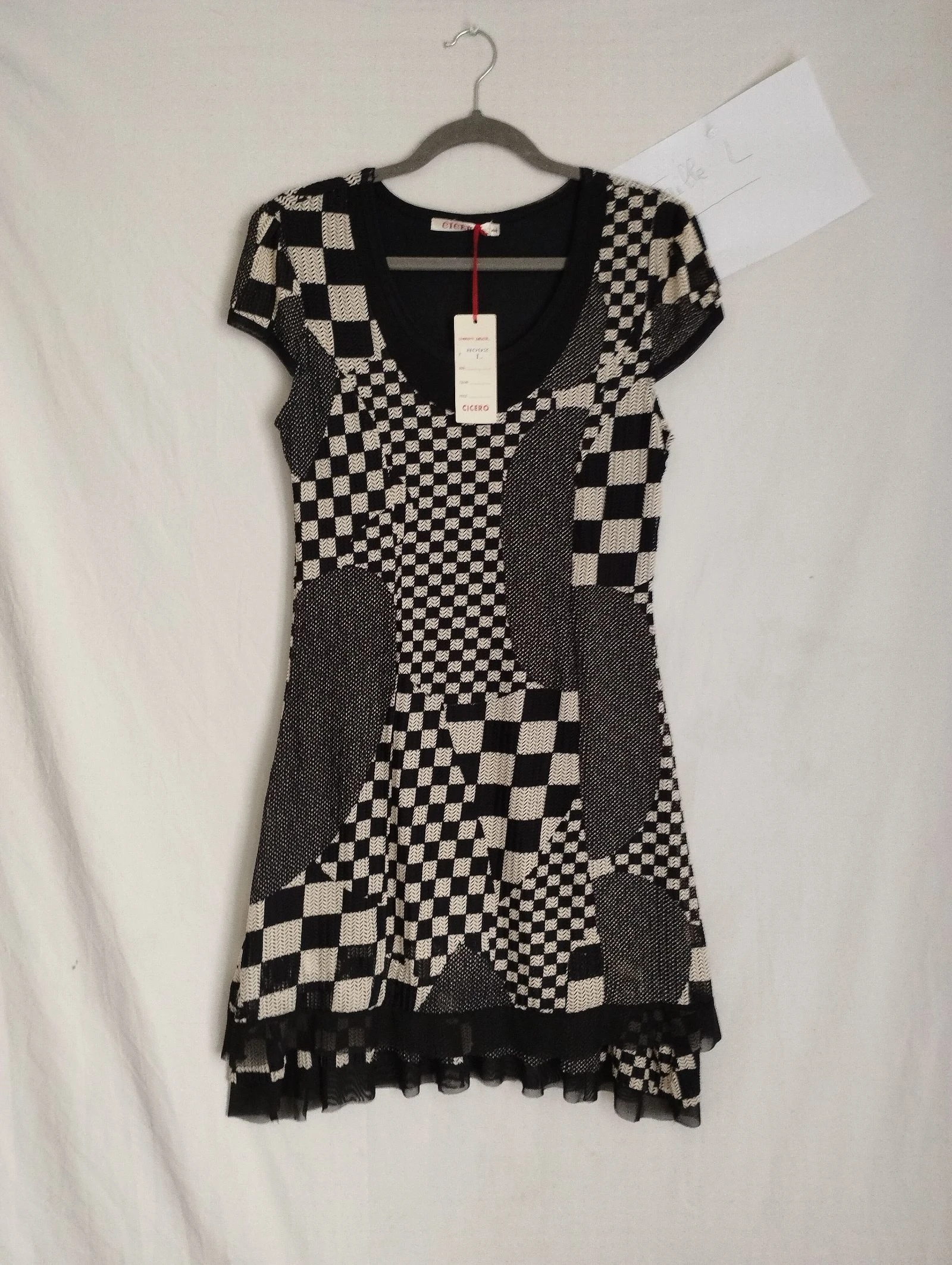 Ropa estampada con parches Cicero talla L – photo 2